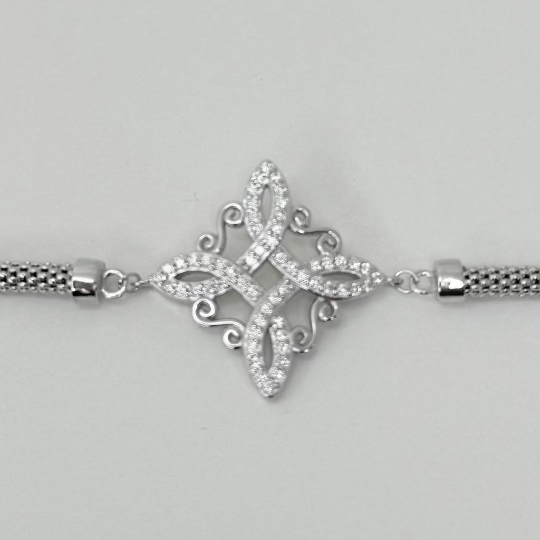 Pulsera de plata con diseño de Nudo de Bruja, símbolo de protección