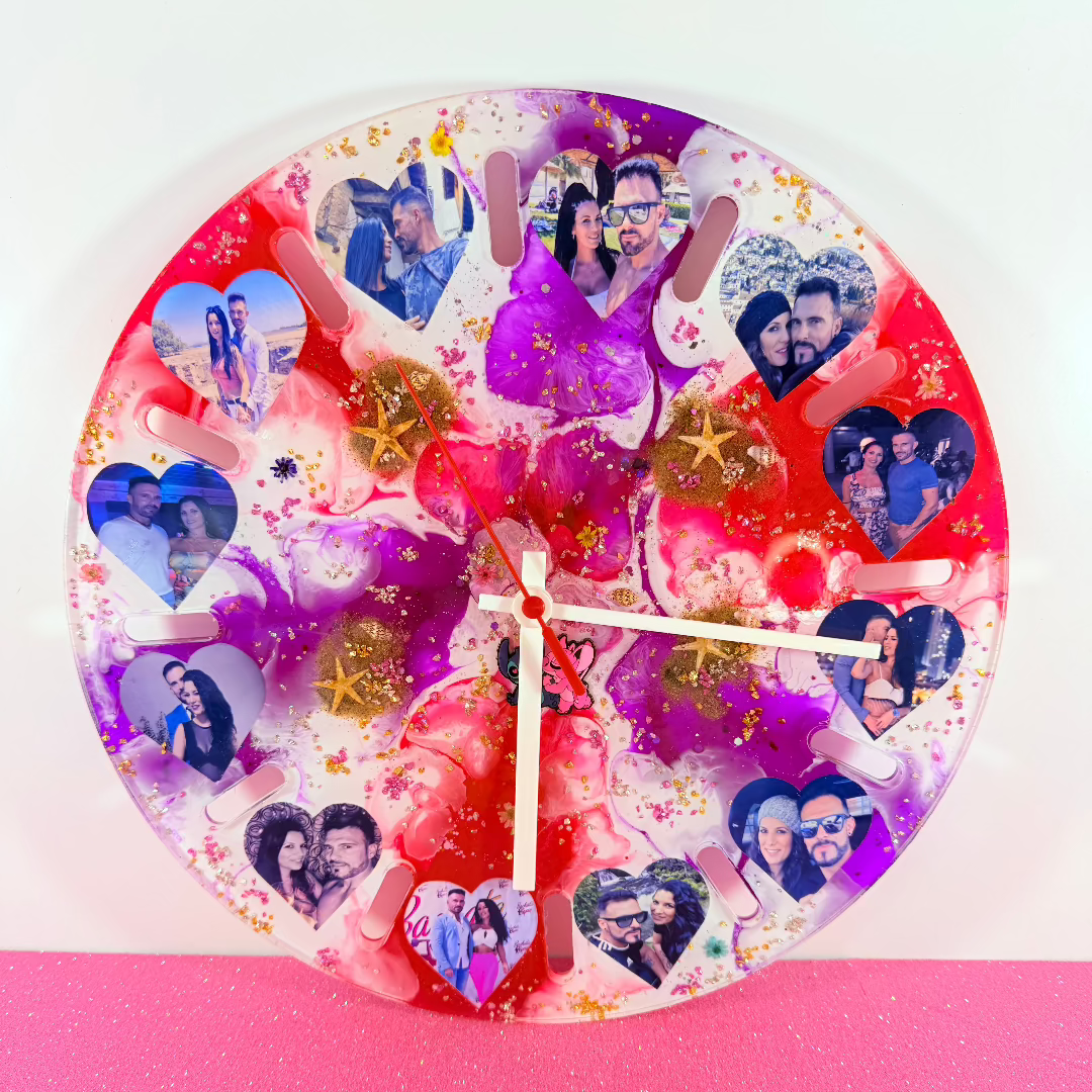 Reloj decorativo de pared con imágenes personalizadas.