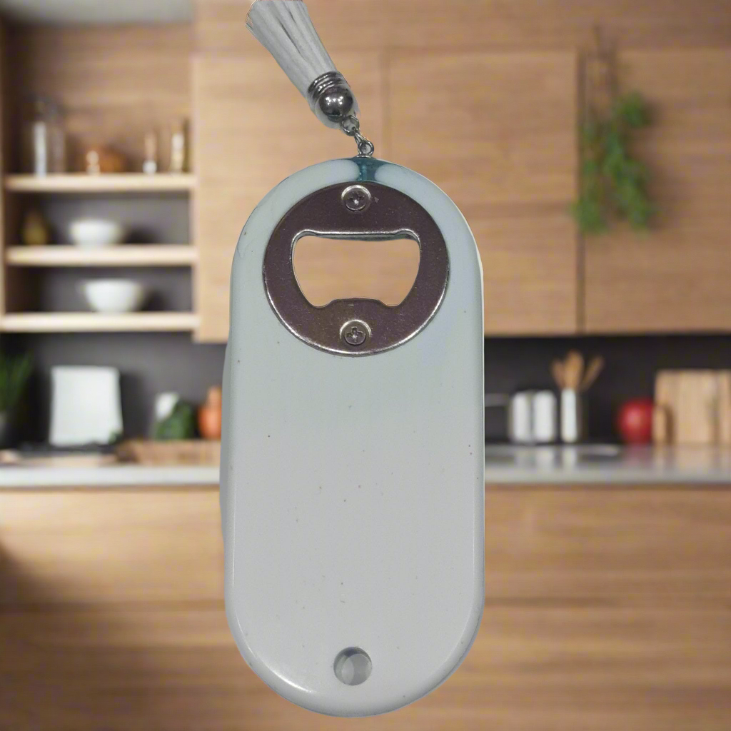 Abridor artesanal con imagen grabada, nombre y diseño en resina epoxi