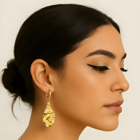Pendientes de acero dorado para mujer de la marca Sfinge Joyas, elegantes y modernos