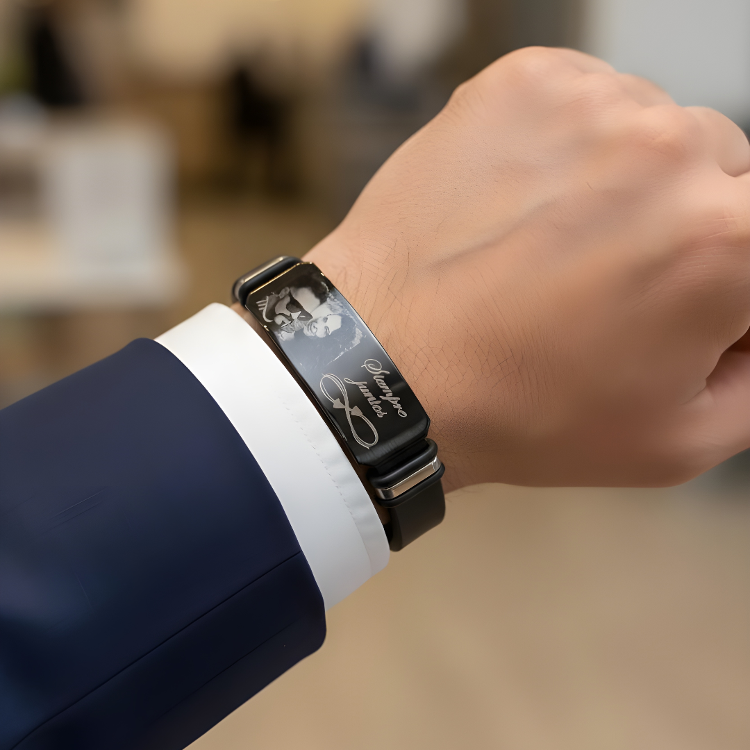 Pulsera con fotograbado de caucho