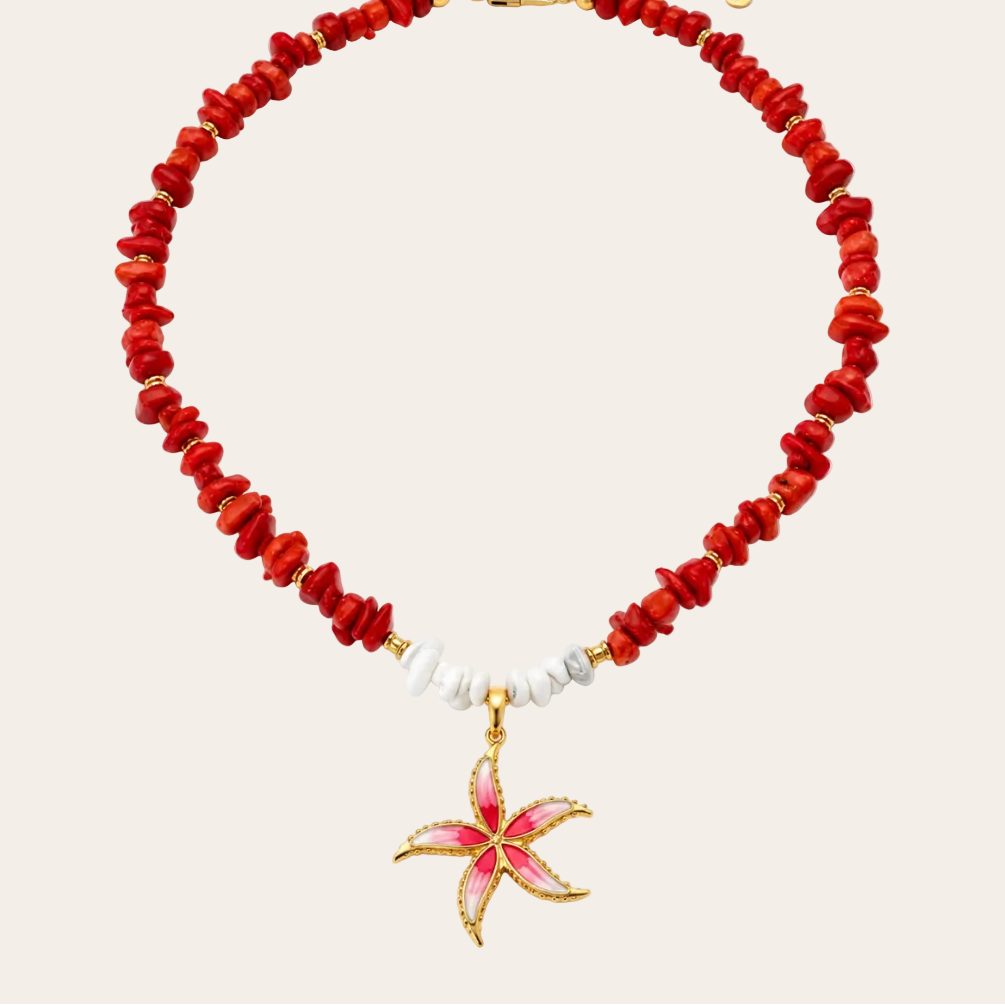 Gargantilla de coral con howlita blanca y colgante estrella de mar en acabado dorado - Sfinge Joyas