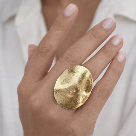 Anillo Mujer con Acabado Satinado – Diseño Actual