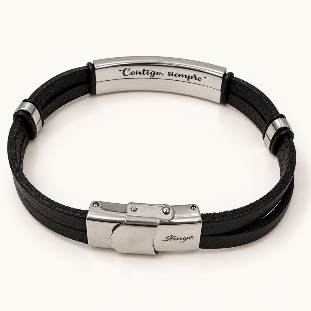 grabado extra parte de atras en pulsera personalizada de piel y acero