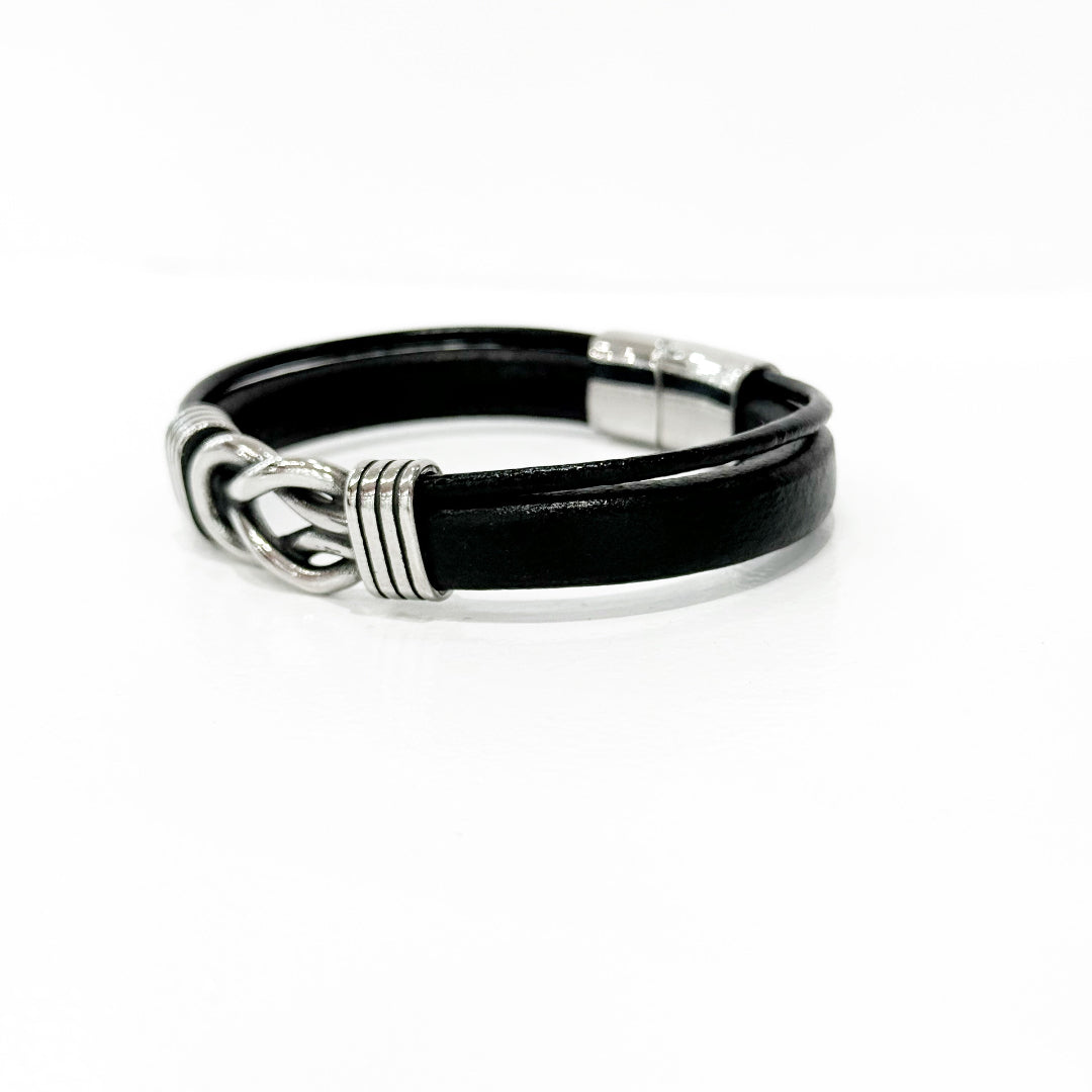 Pulsera de Piel y acero con nudo del amor – Sfinge