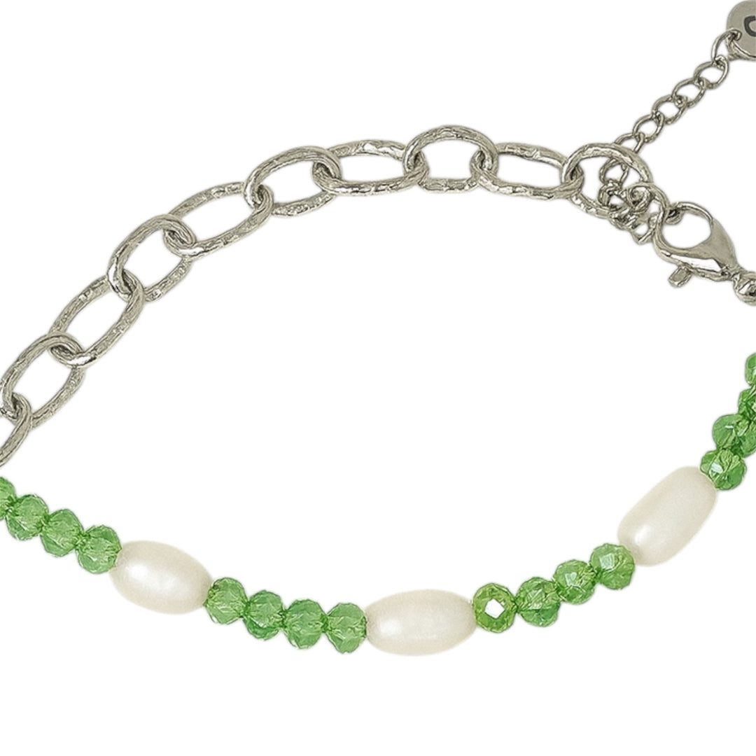 Pulsera Boreal Verde en acero plateado con perlas de agua dulce y cristal facetado