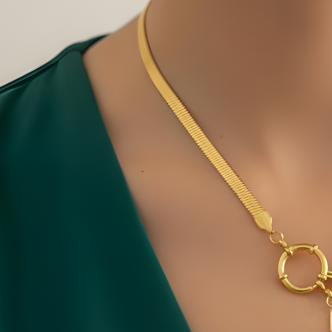 Gargantilla Cascada de Nácar Natural – Acero Dorado o Plateado | Elegancia Sfinge