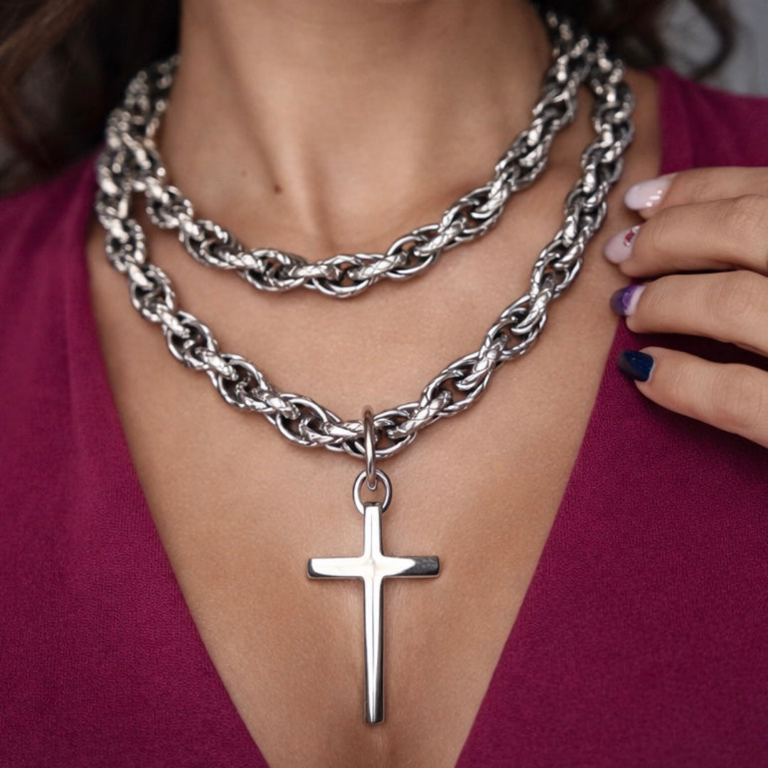 Gargantilla doble de acero inoxidable con cruz plateada de diseño exclusivo Sfinge, cadena gruesa versátil mujer