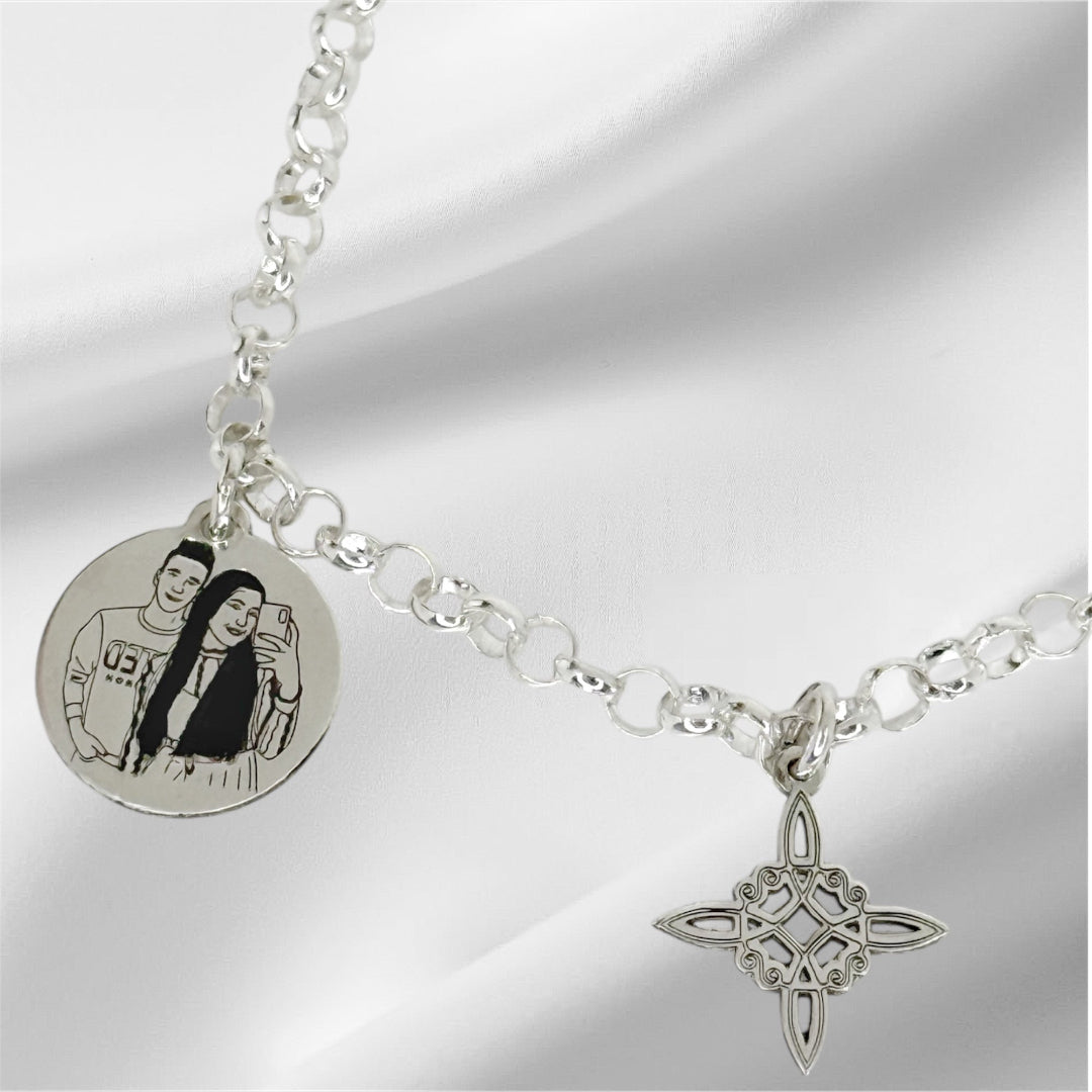 Pulsera de Plata Personalizada con Dijes
