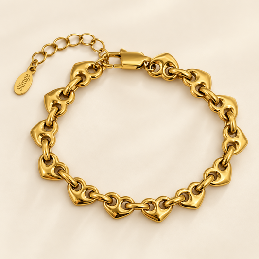 Pulsera Valentina dorada con eslabones de calabrote en forma de corazón 