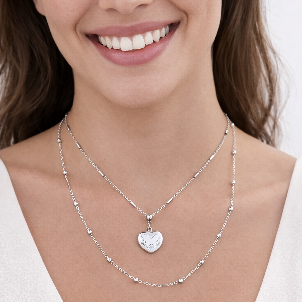 Gargantilla DOBLE VUELO – Collar Doble con Mariposa en Acero