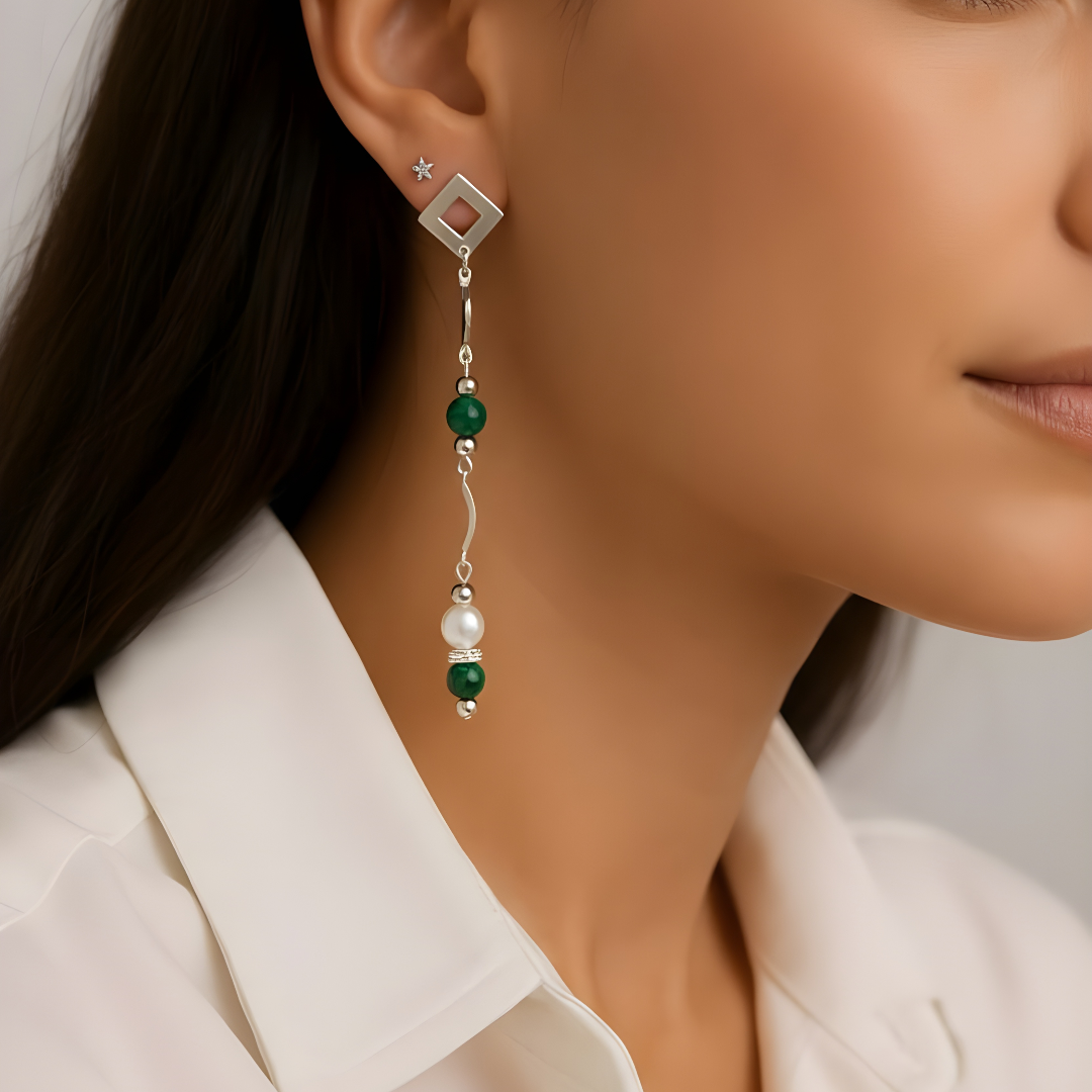 Pendientes sfinge de acero con malaquita