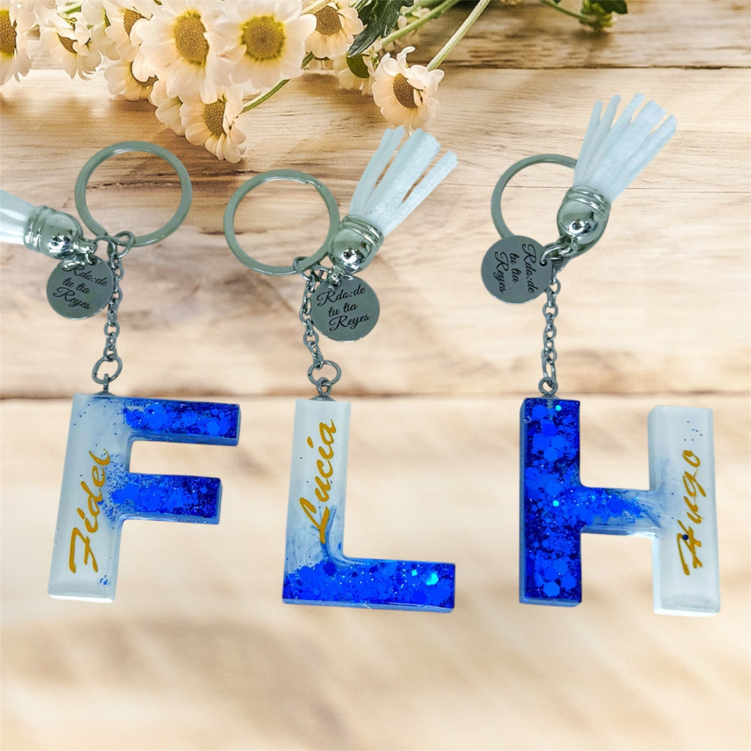 Llaveros Personalizados en Resina | Iniciales Artesanales con Nombre