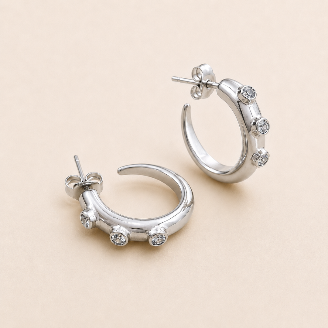 Pendientes de aro abierto con circonitas en acero inoxidable plateado 