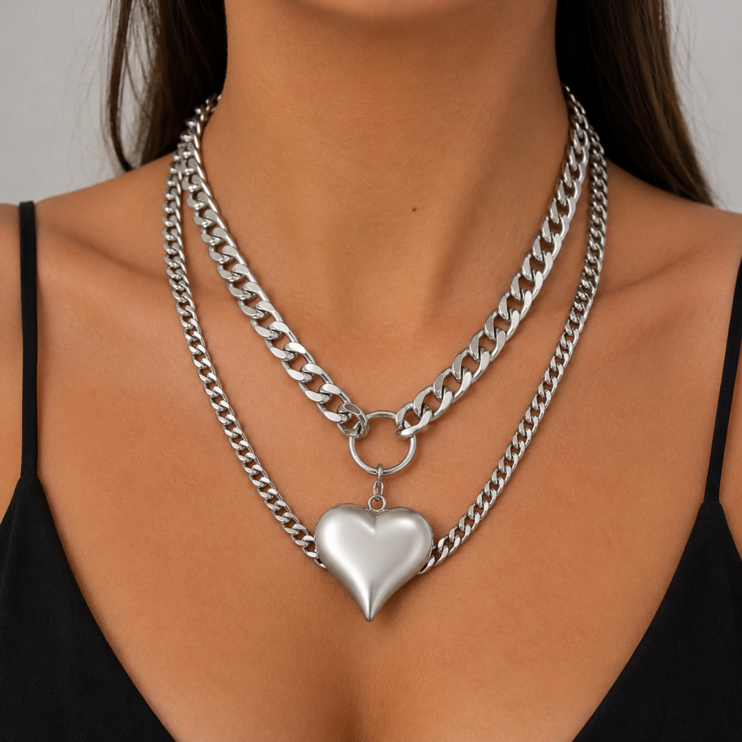 Gargantilla Corazón Iconic Sfinge – joya de diseño con carácter