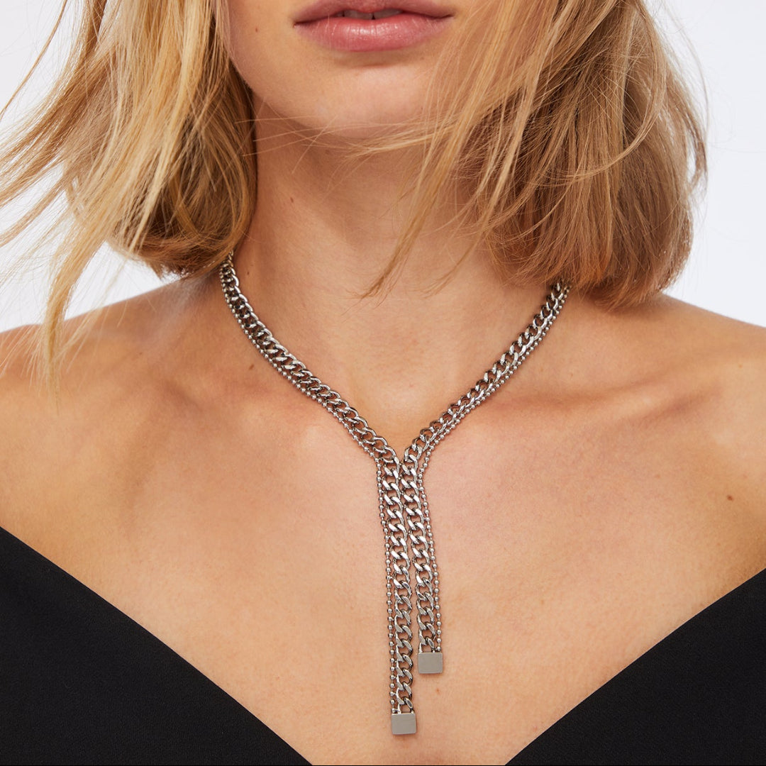 Collar corbatero Liu Jo en acero dorado o plateado con microtachuelas