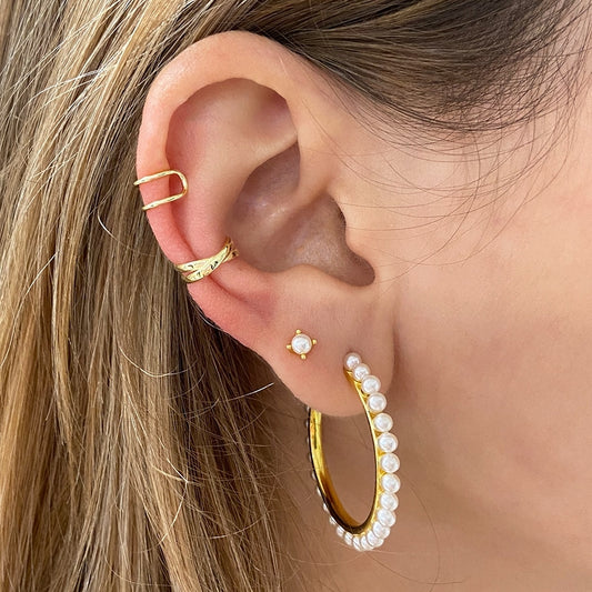 Pendientes de Aro Decorados con Perlas en Plata y Oro 18k - Elegancia Atemporal para Cada Ocasión