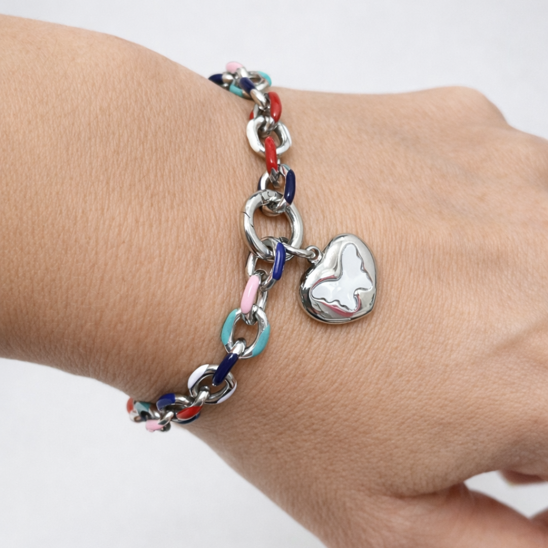 Pulsera eslabón multicolor Sfinge Infinity puesta en la muñeca